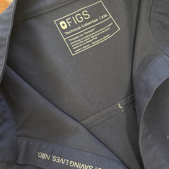 Figs Rafaela Scrub Top Women’s XXL Navy Blue Short Sleeve V-Neck Pockets Relaxed - Picture 3 of 6